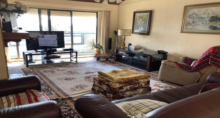 3719C 49 Street, Calgary, Alberta T3A 2E3, 2 Bedrooms Bedrooms, ,2 BathroomsBathrooms,Residential,For Sale,49,A2215203