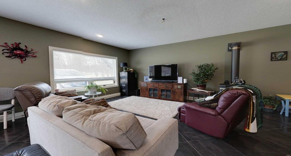 30 Executive Estates, Canyon Creek, Alberta T0G0M0, 3 Bedrooms Bedrooms, ,4 BathroomsBathrooms,Residential,For Sale,Executive Estates,A2216841