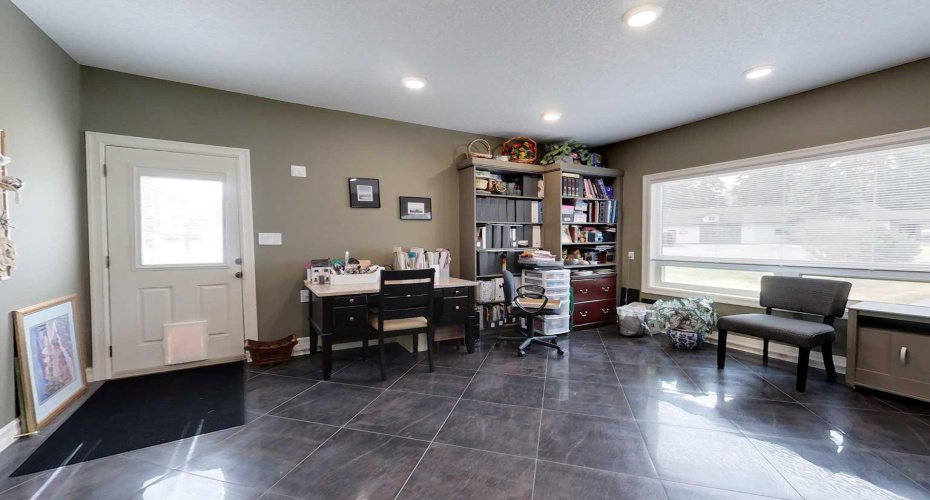 30 Executive Estates, Canyon Creek, Alberta T0G0M0, 3 Bedrooms Bedrooms, ,4 BathroomsBathrooms,Residential,For Sale,Executive Estates,A2216841