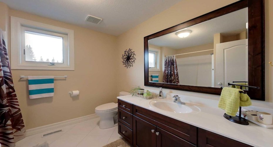 30 Executive Estates, Canyon Creek, Alberta T0G0M0, 3 Bedrooms Bedrooms, ,4 BathroomsBathrooms,Residential,For Sale,Executive Estates,A2216841