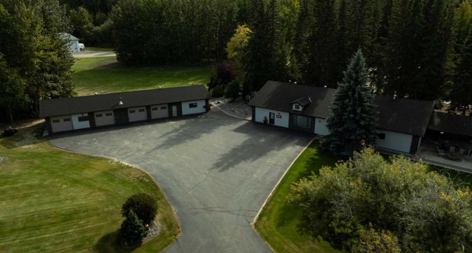 30 Executive Estates, Canyon Creek, Alberta T0G0M0, 3 Bedrooms Bedrooms, ,4 BathroomsBathrooms,Residential,For Sale,Executive Estates,A2216841