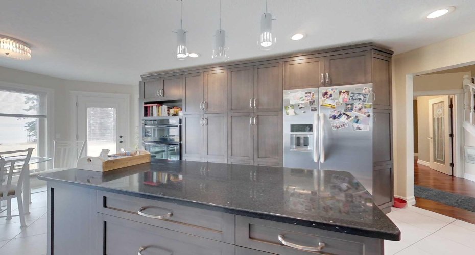 30 Executive Estates, Canyon Creek, Alberta T0G0M0, 3 Bedrooms Bedrooms, ,4 BathroomsBathrooms,Residential,For Sale,Executive Estates,A2216841