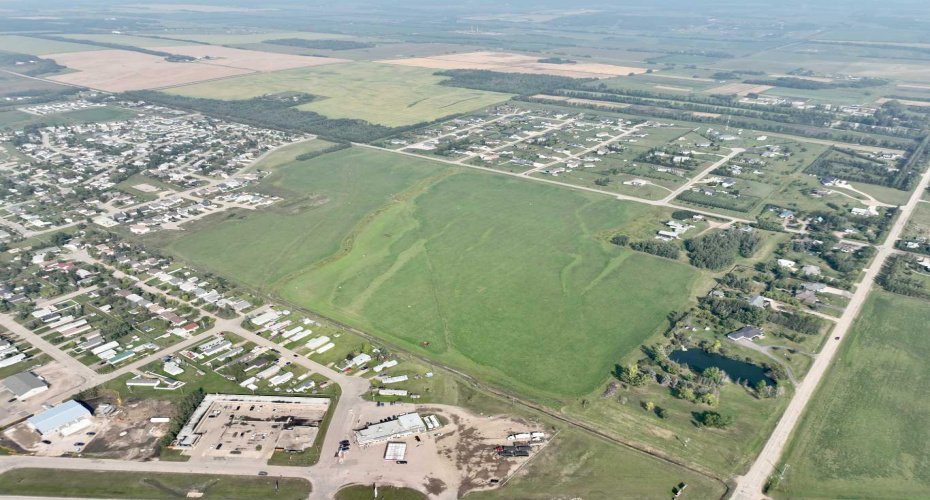 11 th Avenue, Beaverlodge, Alberta T0H0C0, ,Land,For Sale,th,A2216635
