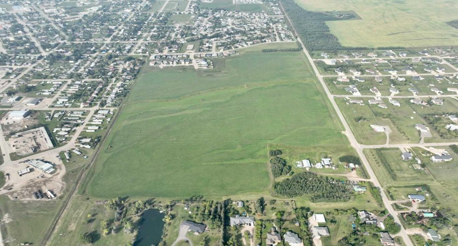 11 th Avenue, Beaverlodge, Alberta T0H0C0, ,Land,For Sale,th,A2216635