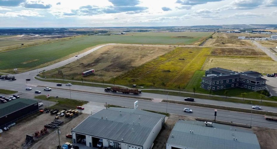 Lot 9 Railway Avenue, Grande Prairie, Alberta T8W 0C7, ,Land,For Sale,Railway,A2217205