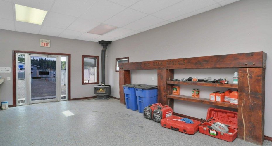 1101 Main Avenue, Sundre, Alberta T0M 1X0, ,Commercial,For Sale,Main,A2217210