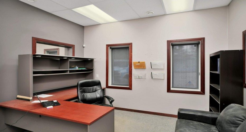 1101 Main Avenue, Sundre, Alberta T0M 1X0, ,Commercial,For Sale,Main,A2217210