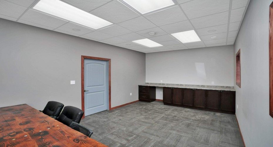 1101 Main Avenue, Sundre, Alberta T0M 1X0, ,Commercial,For Sale,Main,A2217210