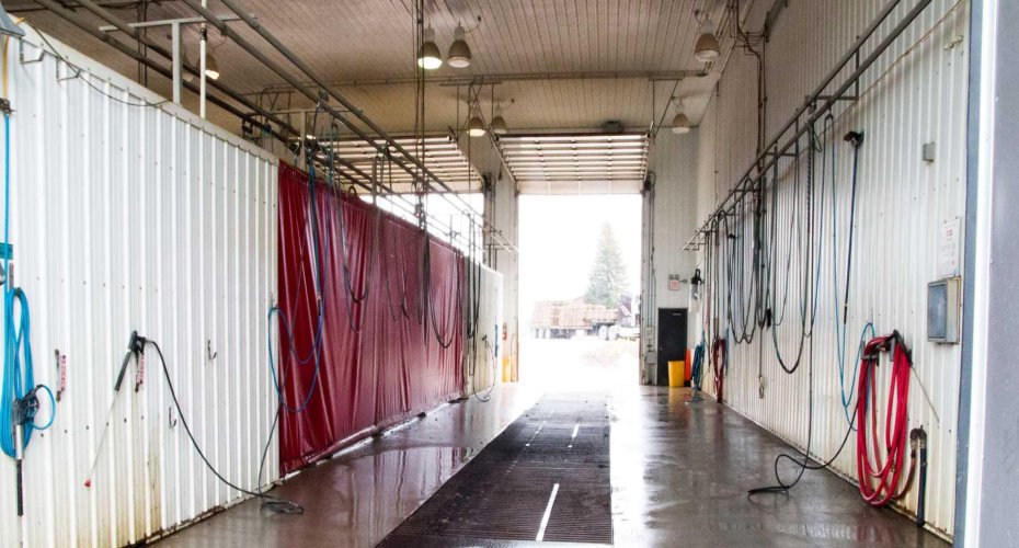 102 Joblin, Hinton, Alberta T7V 1G7, ,Commercial,For Sale,Outback Car & Truck Wash ,Joblin,A2217481