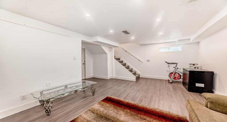 148 Pinemill Mews, Calgary, Alberta T1Y 4R6, 3 Bedrooms Bedrooms, ,3 BathroomsBathrooms,Residential,For Sale,Pinemill,A2217421