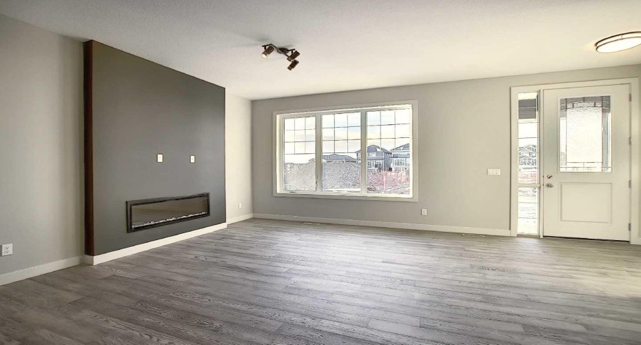 434 River Avenue, Cochrane, Alberta T4C 3B8, 3 Bedrooms Bedrooms, ,3 BathroomsBathrooms,Residential,For Sale,River,A2217498