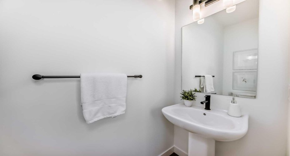 430 Heartland Way, Cochrane, Alberta T4C 0M5, 3 Bedrooms Bedrooms, ,3 BathroomsBathrooms,Residential,For Sale,Heartland,A2217577