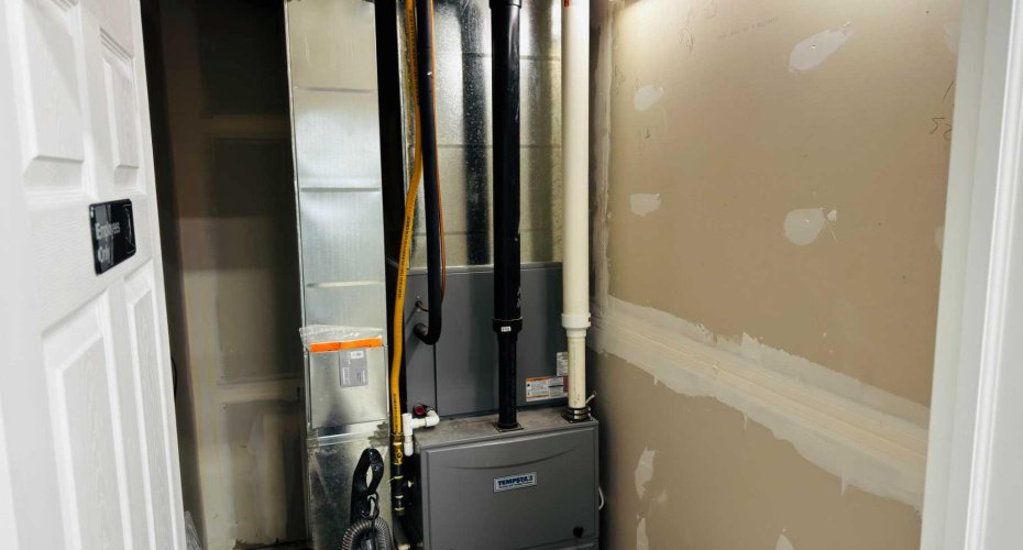 25 Beju Industrial Drive Drive, Sylvan Lake, Alberta T4S 0K9, ,Commercial,For Sale,Centennial Building ,Beju Industrial Drive,A2206340