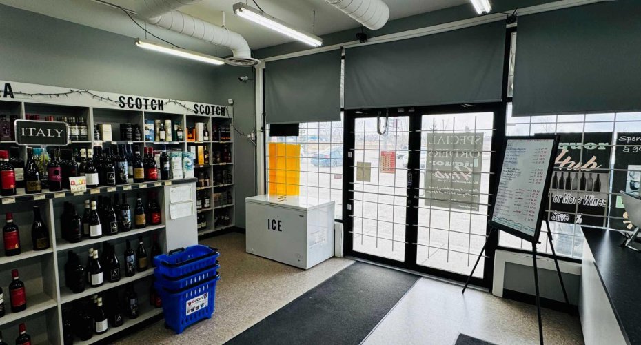 25 Beju Industrial Drive Drive, Sylvan Lake, Alberta T4S 0K9, ,Commercial,For Sale,Centennial Building ,Beju Industrial Drive,A2206340