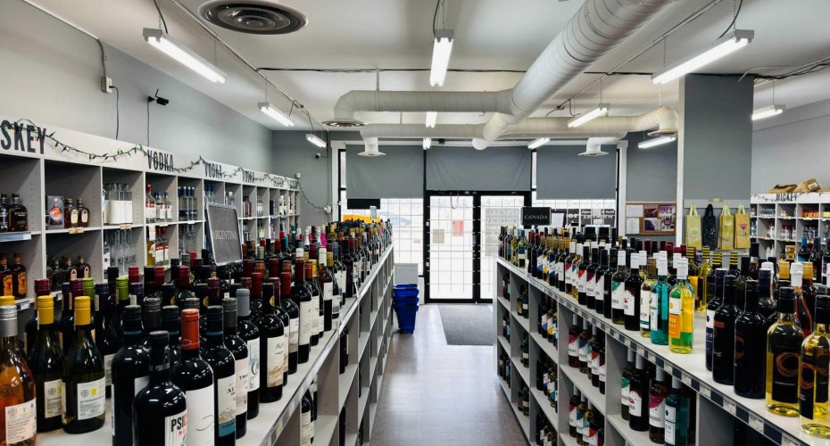 25 Beju Industrial Drive Drive, Sylvan Lake, Alberta T4S 0K9, ,Commercial,For Sale,Centennial Building ,Beju Industrial Drive,A2206340