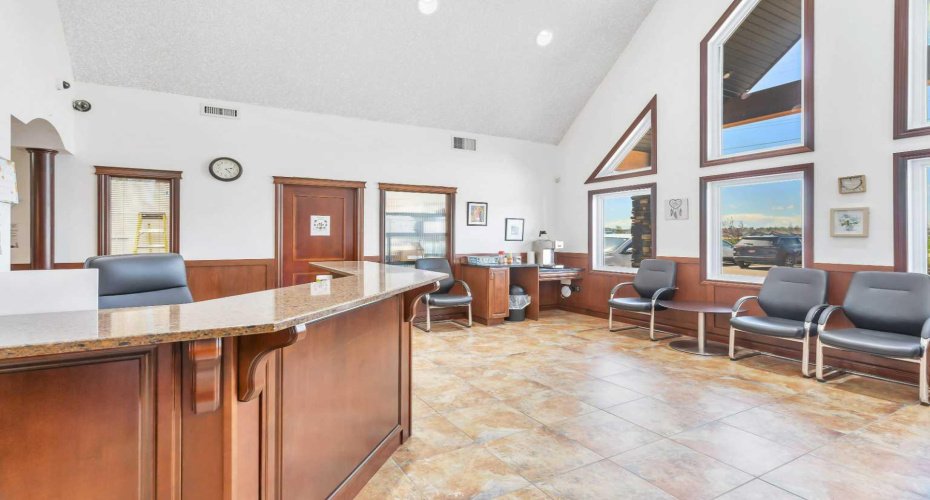 17 Beju Industrial Drive, Sylvan Lake, Alberta T4S 2J4, ,Commercial,For Sale,Beju Industrial,A2217856