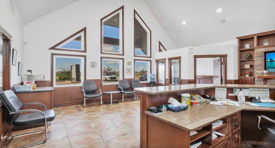 17 Beju Industrial Drive, Sylvan Lake, Alberta T4S 2J4, ,Commercial,For Sale,Beju Industrial,A2217856