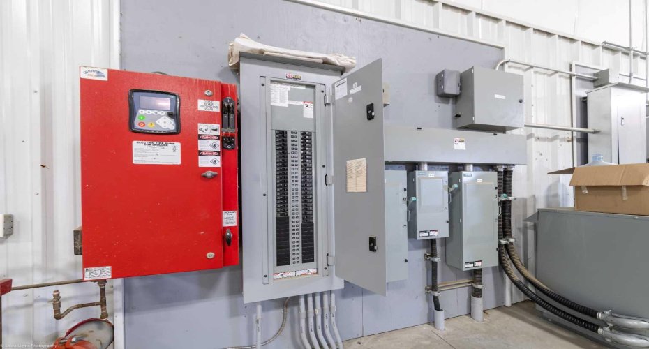 500007 Range Road 13, Lloydminster, Alberta T9V 0B0, ,Commercial,For Lease,Range Road 13,A2218015