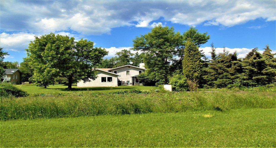73063 Southshore Drive, Widewater, Alberta T0G 2M0, 5 Bedrooms Bedrooms, ,3 BathroomsBathrooms,Residential,For Sale,Southshore,A1208397