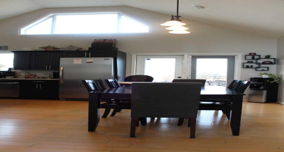 235010 915 Township, Notikewin, Alberta T0H 2V0, 5 Bedrooms Bedrooms, ,4 BathroomsBathrooms,Residential,For Sale,915,A2218853