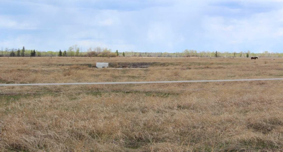 235010 915 Township, Notikewin, Alberta T0H 2V0, 5 Bedrooms Bedrooms, ,4 BathroomsBathrooms,Residential,For Sale,915,A2218853