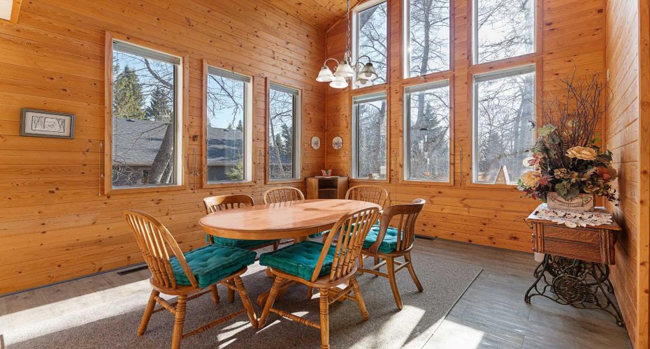 912 Brightsand Place, Brightsand Lake, Saskatchewan S0M 2Y0, 7 Bedrooms Bedrooms, ,3 BathroomsBathrooms,Residential,For Sale,Brightsand,A2218000