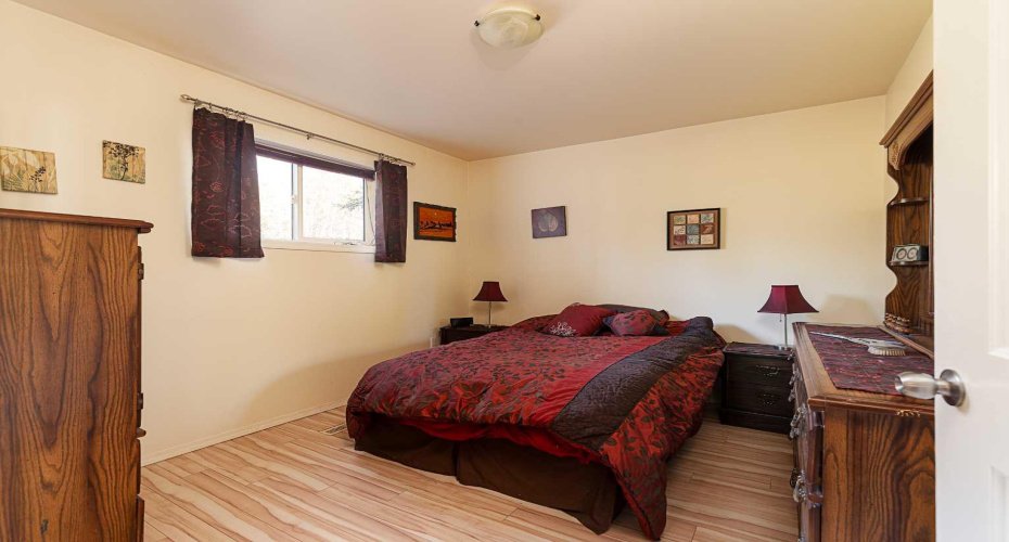 912 Brightsand Place, Brightsand Lake, Saskatchewan S0M 2Y0, 7 Bedrooms Bedrooms, ,3 BathroomsBathrooms,Residential,For Sale,Brightsand,A2218000