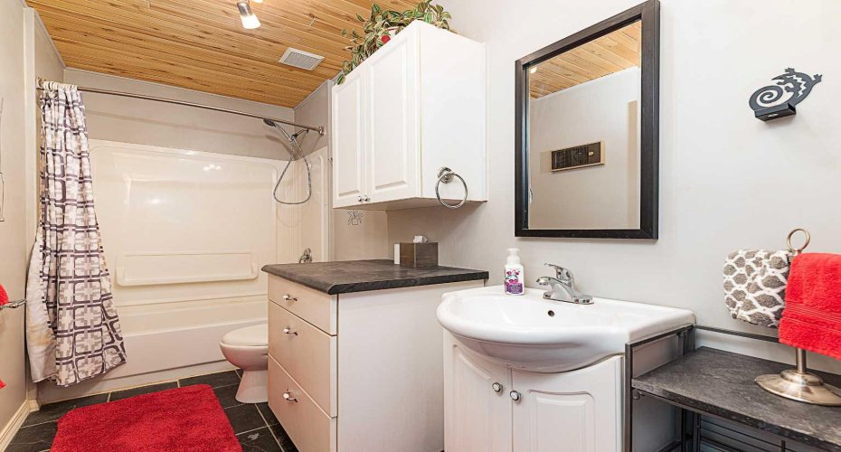 912 Brightsand Place, Brightsand Lake, Saskatchewan S0M 2Y0, 7 Bedrooms Bedrooms, ,3 BathroomsBathrooms,Residential,For Sale,Brightsand,A2218000