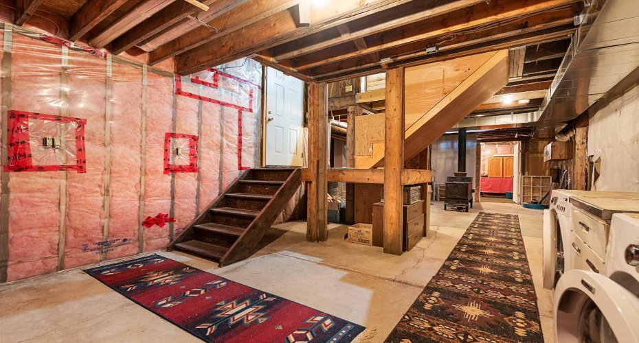 912 Brightsand Place, Brightsand Lake, Saskatchewan S0M 2Y0, 7 Bedrooms Bedrooms, ,3 BathroomsBathrooms,Residential,For Sale,Brightsand,A2218000