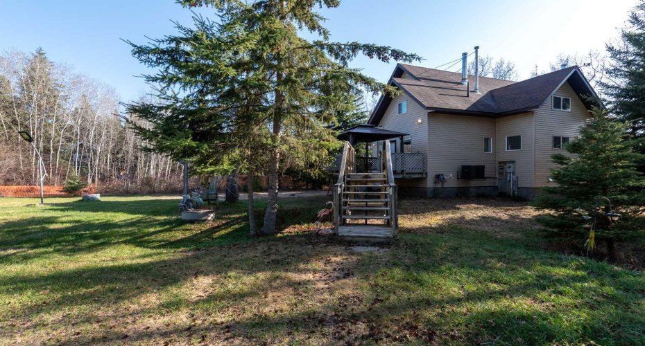 912 Brightsand Place, Brightsand Lake, Saskatchewan S0M 2Y0, 7 Bedrooms Bedrooms, ,3 BathroomsBathrooms,Residential,For Sale,Brightsand,A2218000