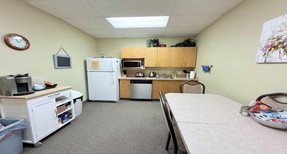 9805 97 Street, Grande Prairie, Alberta T8V 8B9, ,Commercial,For Lease,97,A2209450