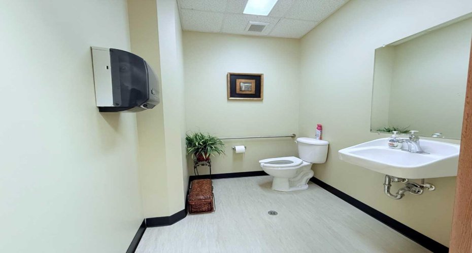 9805 97 Street, Grande Prairie, Alberta T8V 8B9, ,Commercial,For Lease,97,A2209450