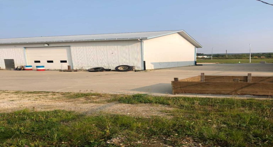 4635 FEDERATED Road, Swan Hills, Alberta T7N 2C0, ,Commercial,For Lease,FEDERATED,A2219227