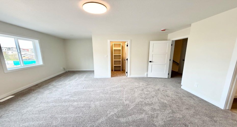 326B BOUTIN Avenue, Hinton, Alberta T7V0B4, 3 Bedrooms Bedrooms, ,3 BathroomsBathrooms,Residential,For Sale,BOUTIN,A2207113