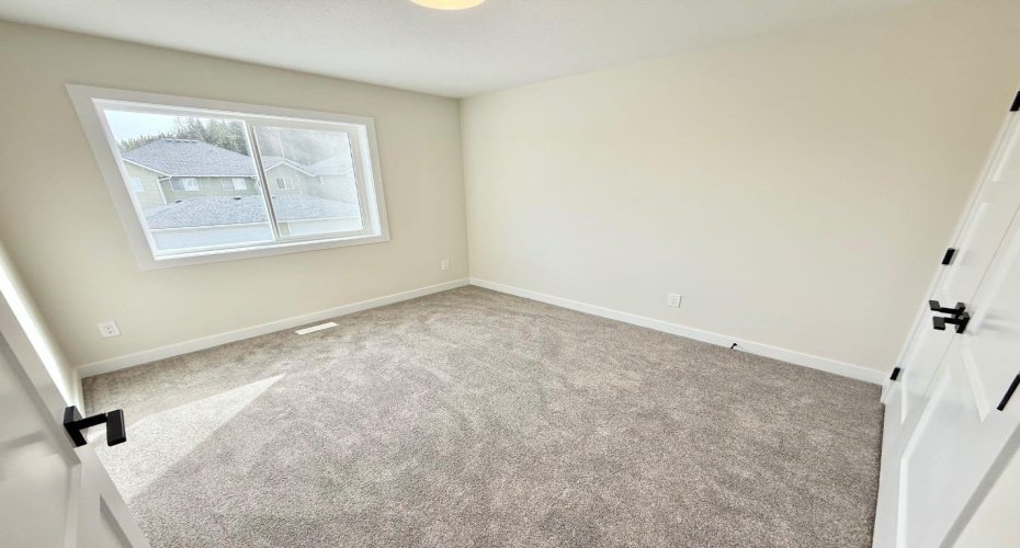 326B BOUTIN Avenue, Hinton, Alberta T7V0B4, 3 Bedrooms Bedrooms, ,3 BathroomsBathrooms,Residential,For Sale,BOUTIN,A2207113