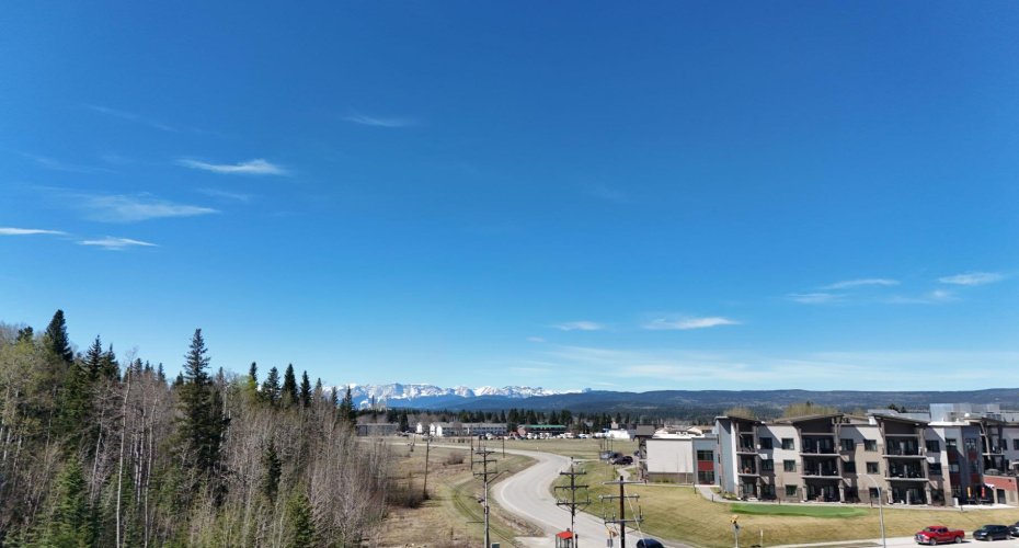 326B BOUTIN Avenue, Hinton, Alberta T7V0B4, 3 Bedrooms Bedrooms, ,3 BathroomsBathrooms,Residential,For Sale,BOUTIN,A2207113