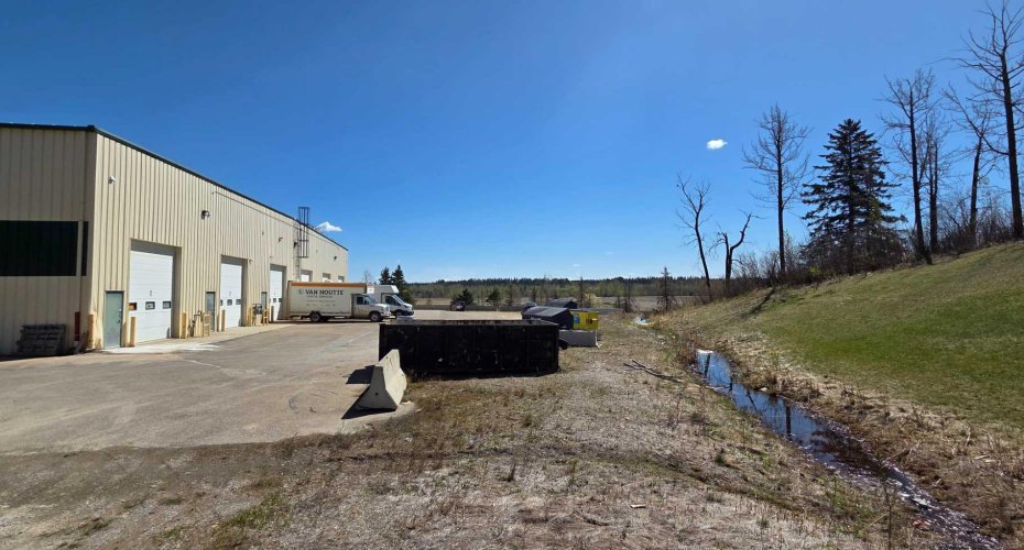 7485 45 Avenue Close, Red Deer, Alberta T4P4C2, ,Commercial,For Lease,Contractors ,45,A2219406