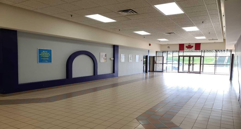 10122 100 Street, Peace River, Alberta T8S 1S8, ,Commercial,For Lease,100,A2220185