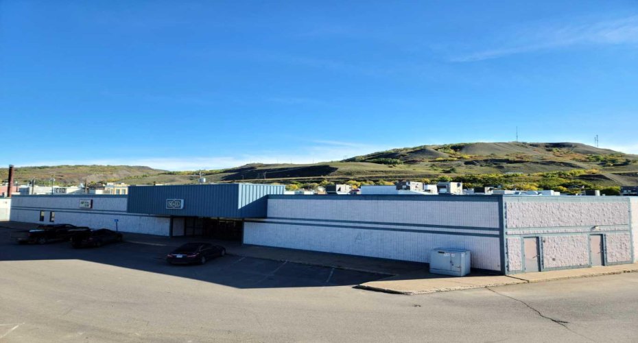 10122 100 Street, Peace River, Alberta T8S 1S8, ,Commercial,For Lease,100,A2220185