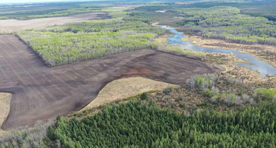 694041 Hwy 63, Breynat, Alberta T0A 0E0, 2 Bedrooms Bedrooms, ,1 BathroomBathrooms,Residential,For Sale,Hwy 63,A2220348