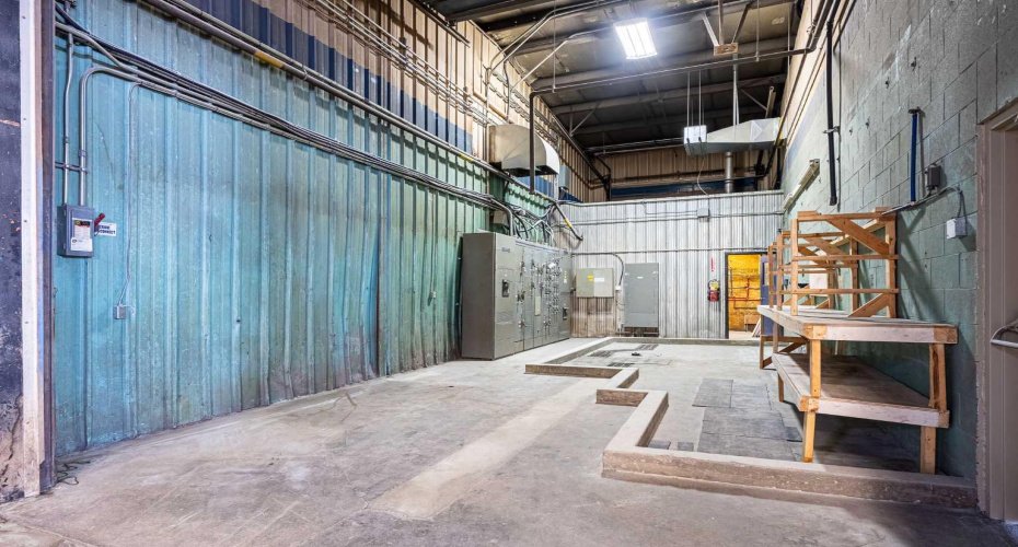 4604 62 Avenue, Lloydminster, Alberta T9V 2G2, ,Commercial,For Lease,62,A2220429