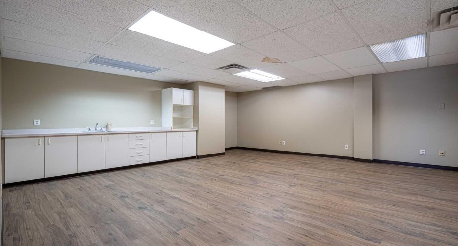 4604 62 Avenue, Lloydminster, Alberta T9V 2G2, ,Commercial,For Lease,62,A2220429