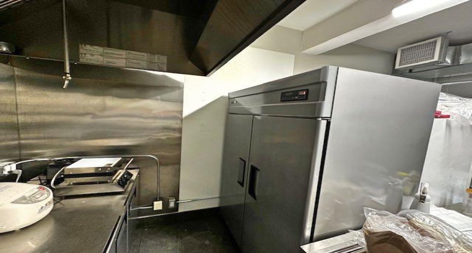 340 50 Avenue, Calgary, Alberta T2G 2B1, ,Commercial,For Lease,50,A2220435