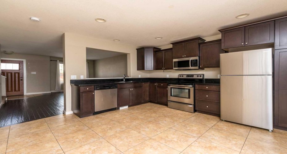 4008 41 Avenue, Lloydminster, Saskatchewan S9V 1Y5, 3 Bedrooms Bedrooms, ,2 BathroomsBathrooms,Residential,For Sale,41,A2220812