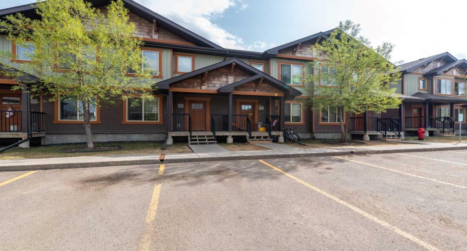 4008 41 Avenue, Lloydminster, Saskatchewan S9V 1Y5, 3 Bedrooms Bedrooms, ,2 BathroomsBathrooms,Residential,For Sale,41,A2220812