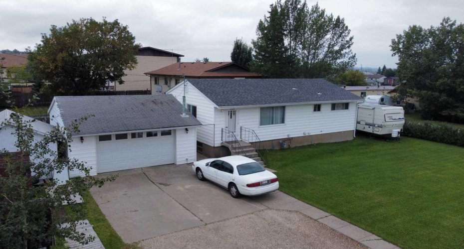 4426 51 Avenue, Valleyview, Alberta T0H 3N0, 3 Bedrooms Bedrooms, ,2 BathroomsBathrooms,Residential,For Sale,51,A2221317