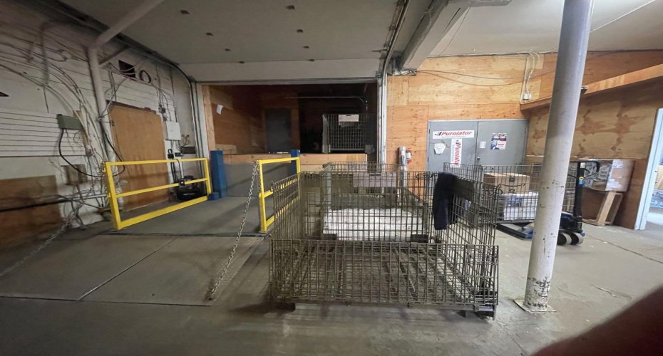 Purolator Distribution (800 sq ft)