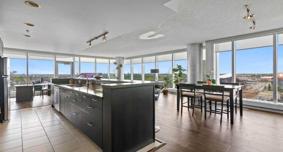 433 11 Avenue, Calgary, Alberta T2G 0C7, 2 Bedrooms Bedrooms, ,2 BathroomsBathrooms,Residential,For Sale,11,A2212709