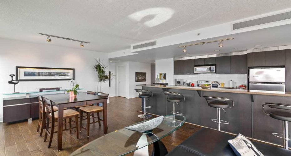 433 11 Avenue, Calgary, Alberta T2G 0C7, 2 Bedrooms Bedrooms, ,2 BathroomsBathrooms,Residential,For Sale,11,A2212709