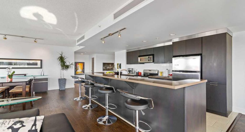 433 11 Avenue, Calgary, Alberta T2G 0C7, 2 Bedrooms Bedrooms, ,2 BathroomsBathrooms,Residential,For Sale,11,A2212709